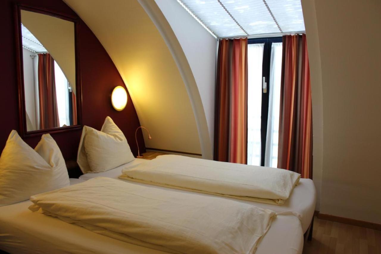 Affordable Rooms In Heart Of Lucerne Luaran gambar