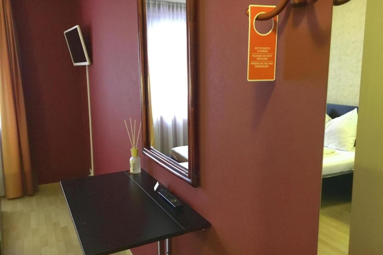 Affordable Rooms In Heart Of Lucerne Luaran gambar
